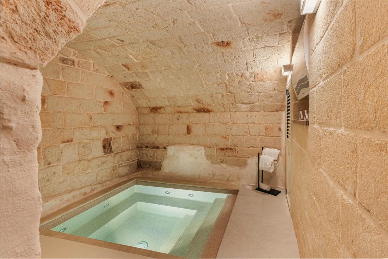 Exclusive - Suite Spa Con Idromassaggio Jacuzzi Fasano Exterior photo